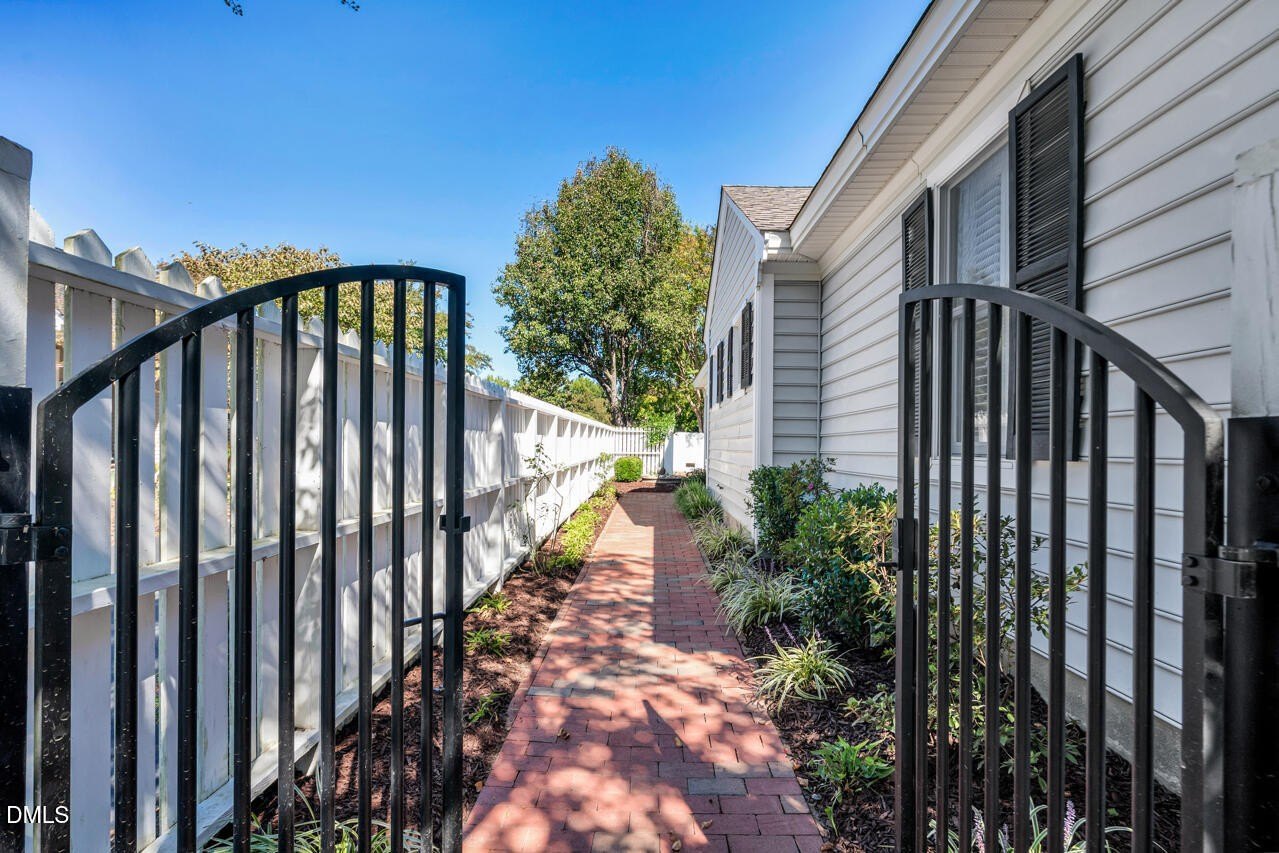 Pittsboro, North Carolina, 27312, United States, 3 Bedrooms Bedrooms, ,2 BathroomsBathrooms,Residential,For Sale,1974306