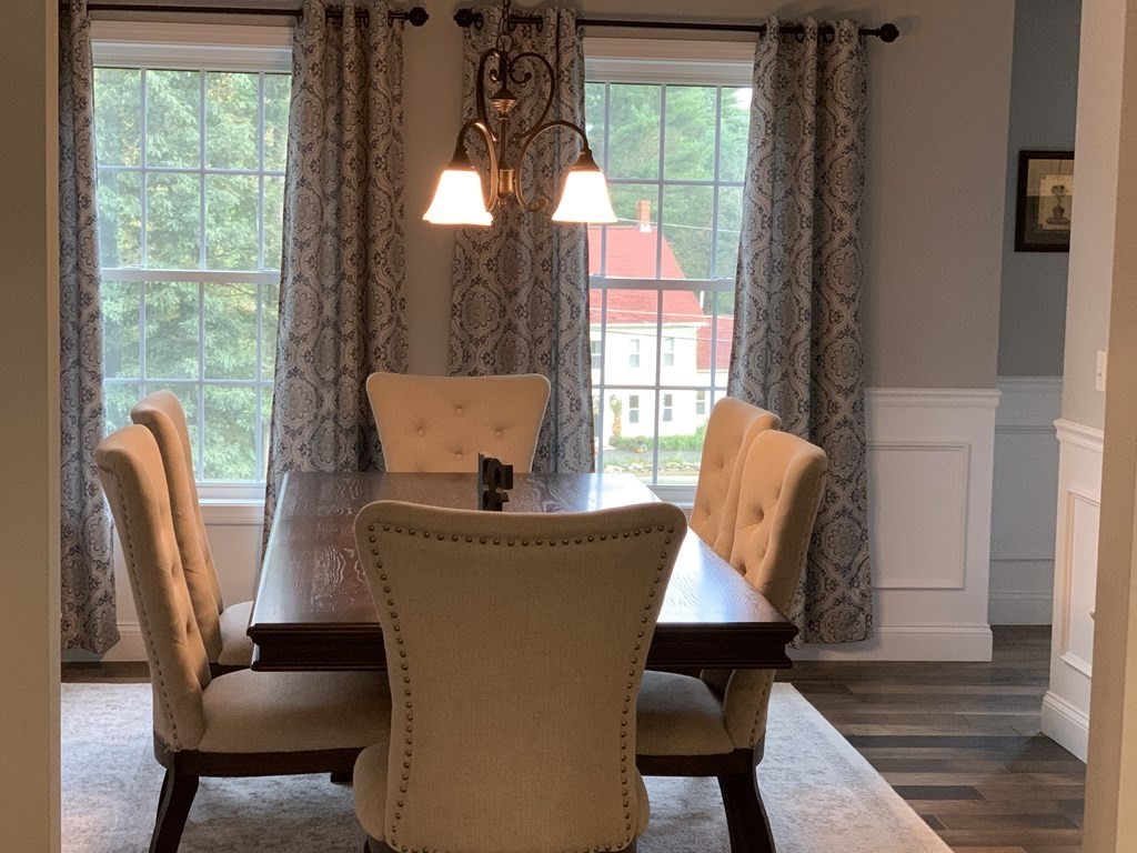 Derry, New Hampshire, 03038, United States, 4 Bedrooms Bedrooms, ,3 BathroomsBathrooms,Residential,For Sale,1942681