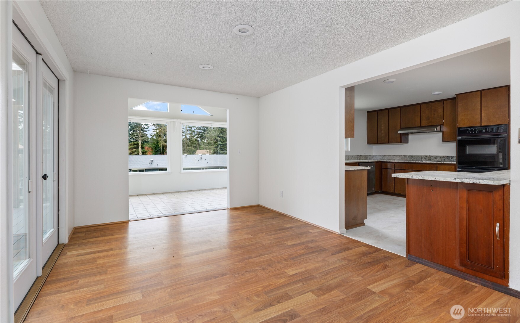 Oak Harbor, Washington, 98277, United States, 3 Bedrooms Bedrooms, ,2 BathroomsBathrooms,Residential,For Sale,1989027