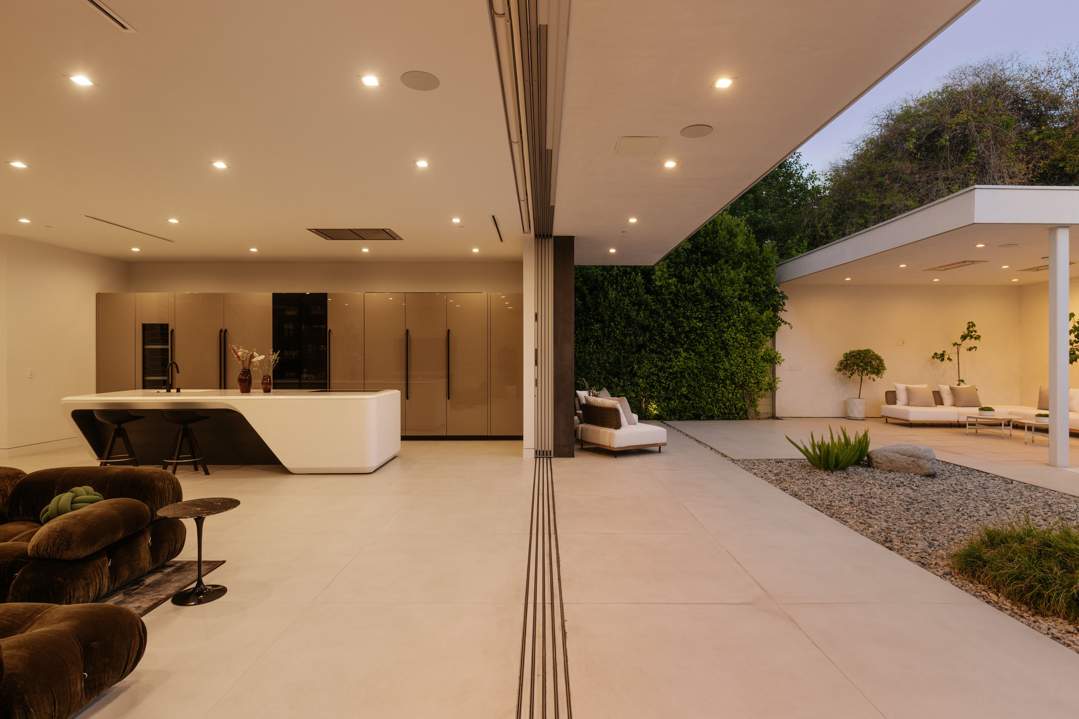  6510 West 5th Street - 物件實景