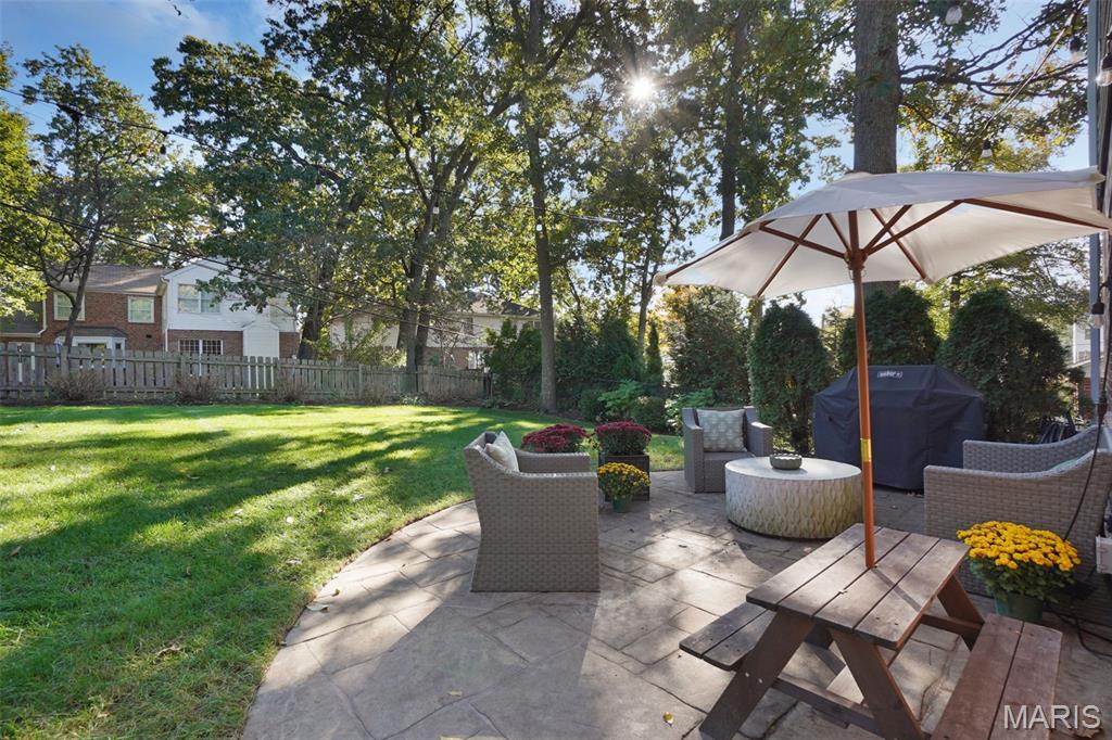 Warson Woods, Missouri, 63122, United States, 4 Bedrooms Bedrooms, ,3 BathroomsBathrooms,Residential,For Sale,1987966