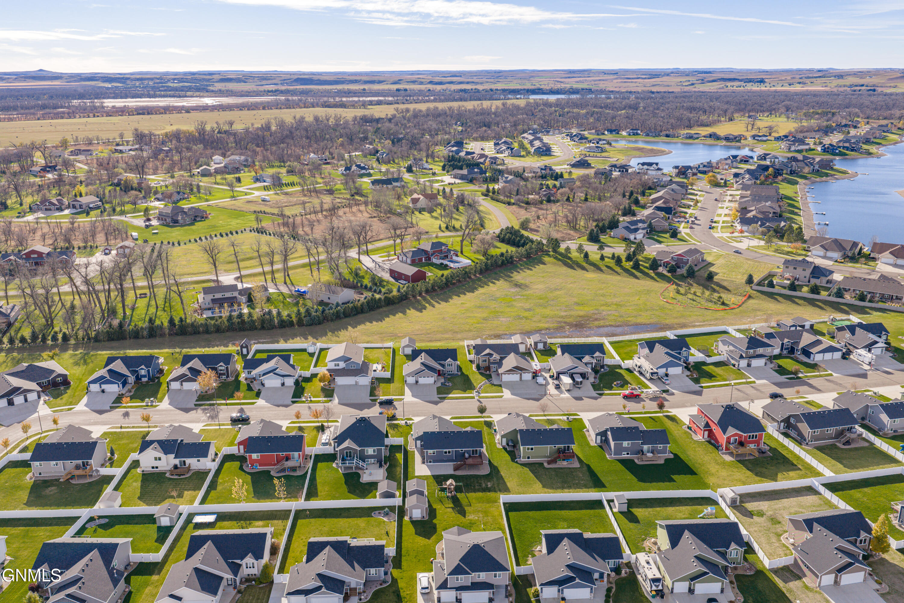 Bismarck, North Dakota, 58504, United States, 5 Bedrooms Bedrooms, ,2 BathroomsBathrooms,Residential,For Sale,1986096