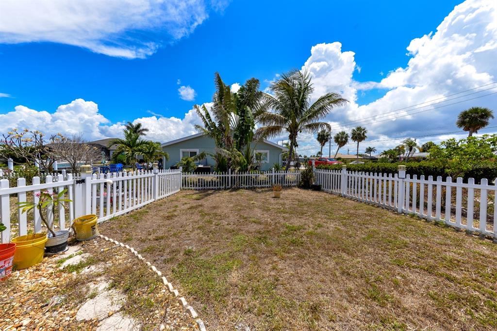 Punta Gorda, Florida, 33950, United States, 3 Bedrooms Bedrooms, ,2 BathroomsBathrooms,Residential,For Sale,1927986