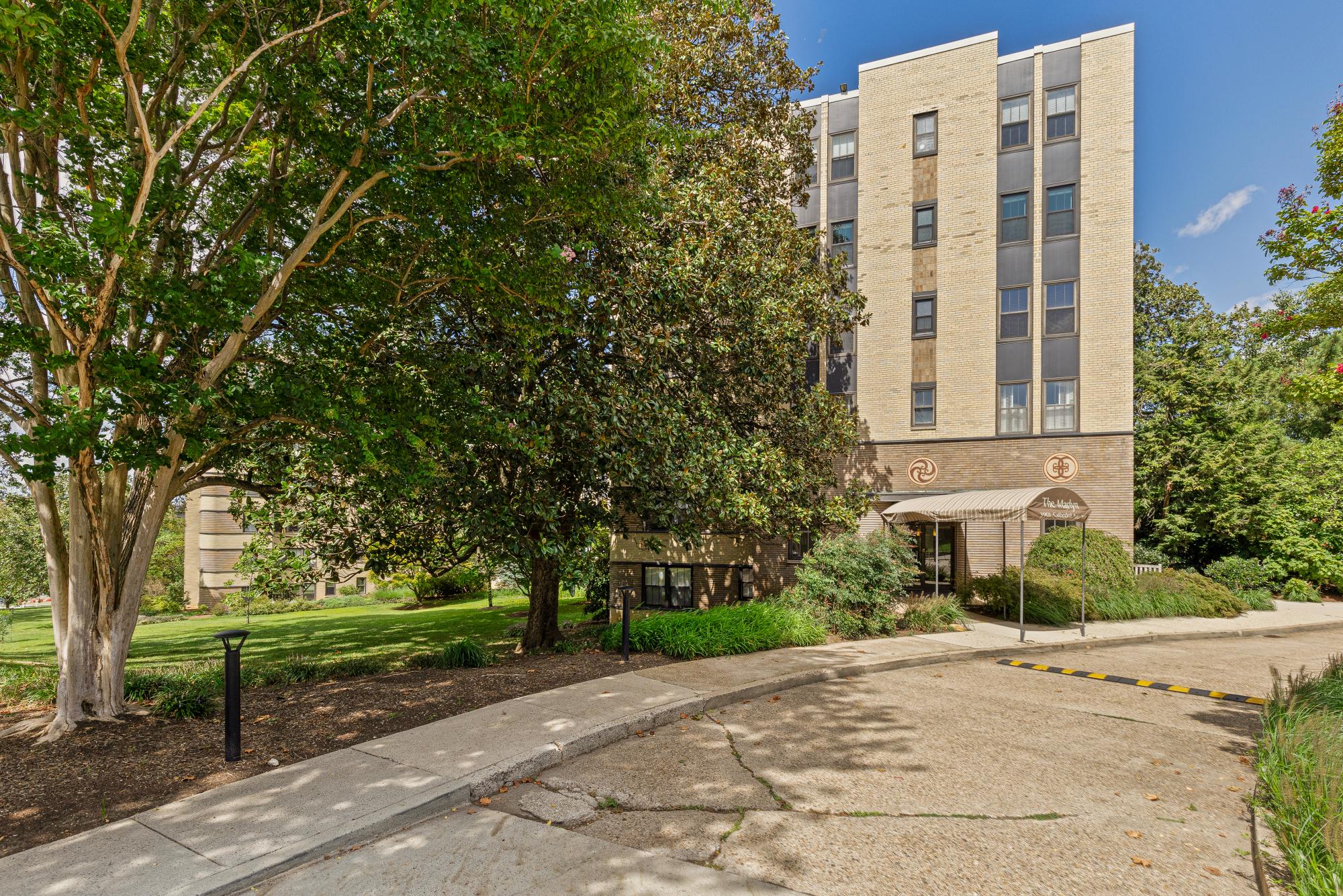  3901 Cathedral Avenue NW, Washington, DC, 20016 - 物件實景