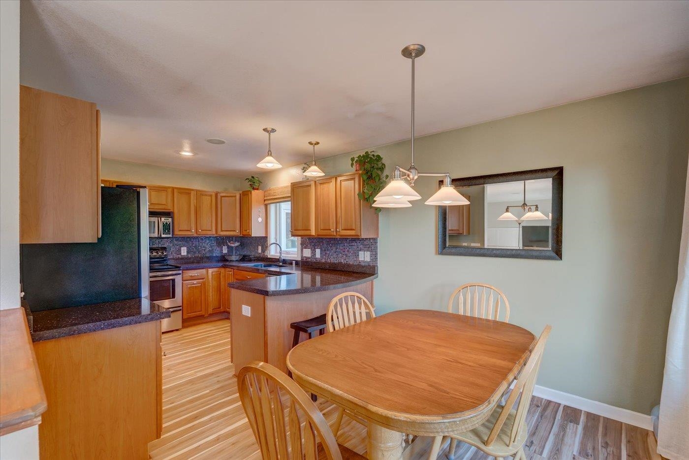 Sun Prairie, Wisconsin, 53590-4332, United States, 4 Bedrooms Bedrooms, ,3 BathroomsBathrooms,Residential,For Sale,1935966