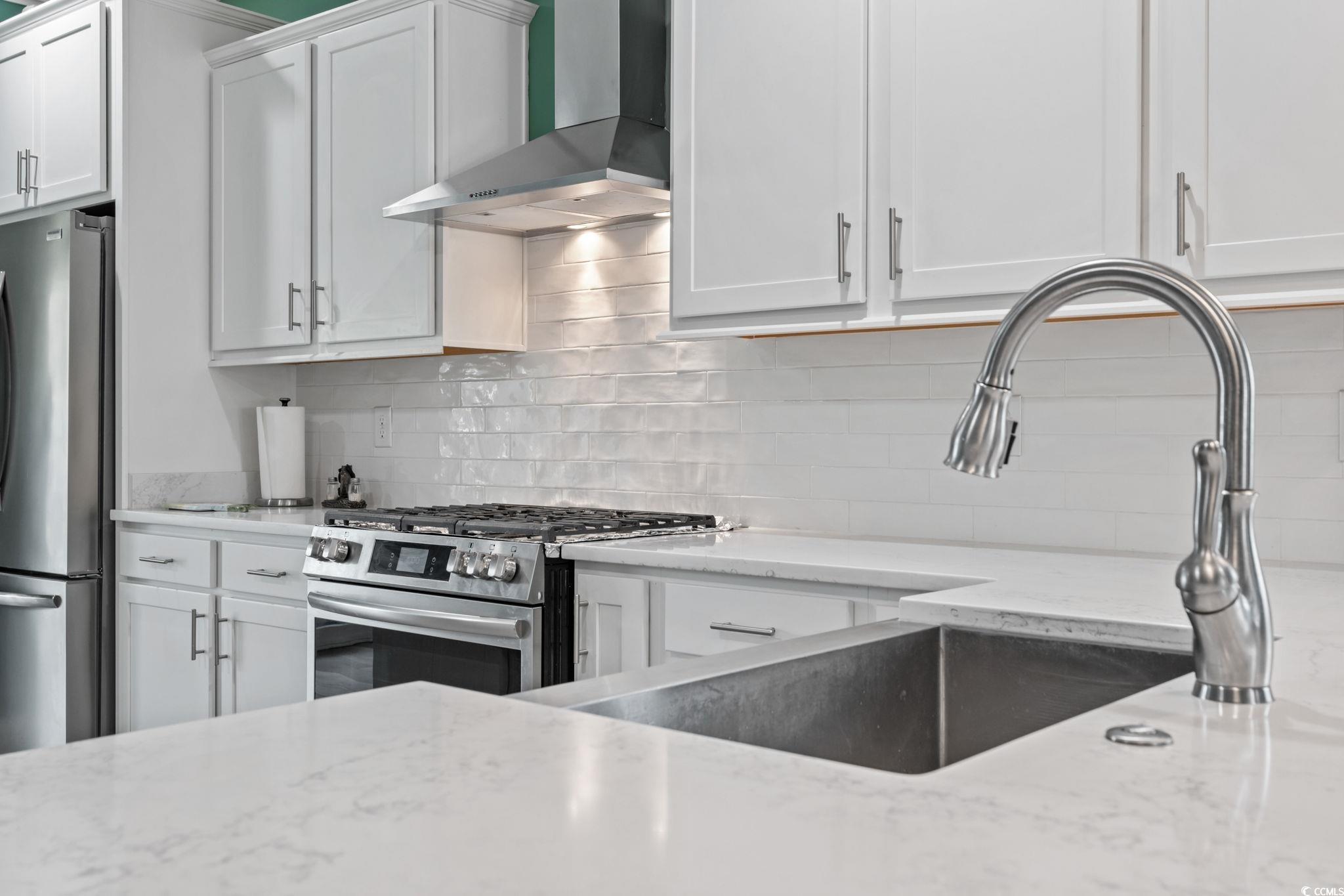 Myrtle Beach, South Carolina, 29579, United States, 5 Bedrooms Bedrooms, ,5 BathroomsBathrooms,Residential,For Sale,1979513