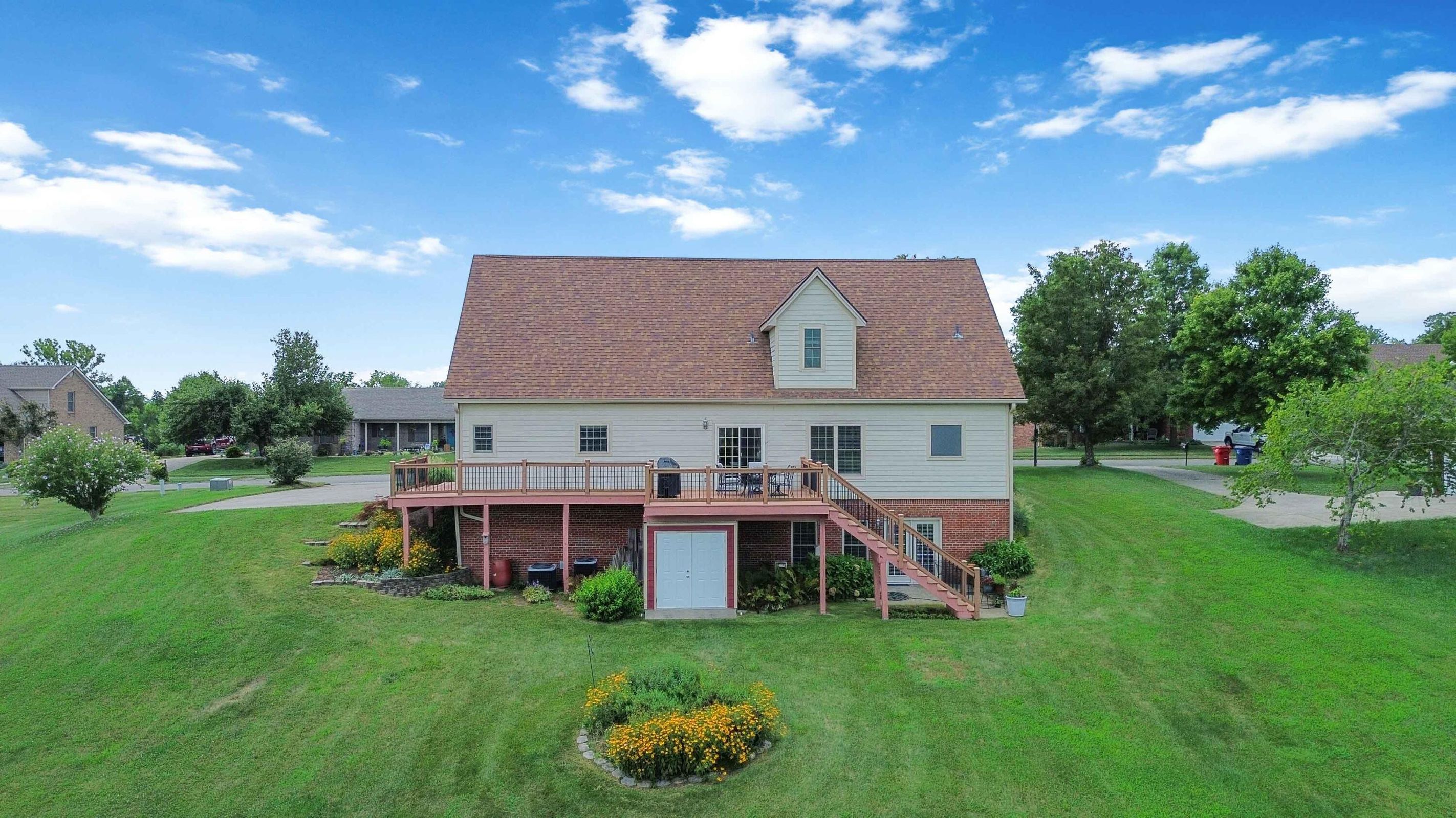 Richmond, Kentucky, 40475, United States, 4 Bedrooms Bedrooms, ,4 BathroomsBathrooms,Residential,For Sale,1910614