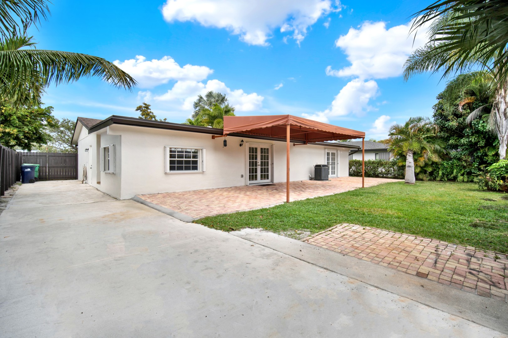Palmetto Bay, Florida, 33157, United States, 4 Bedrooms Bedrooms, ,3 BathroomsBathrooms,Residential,For Sale,1860660