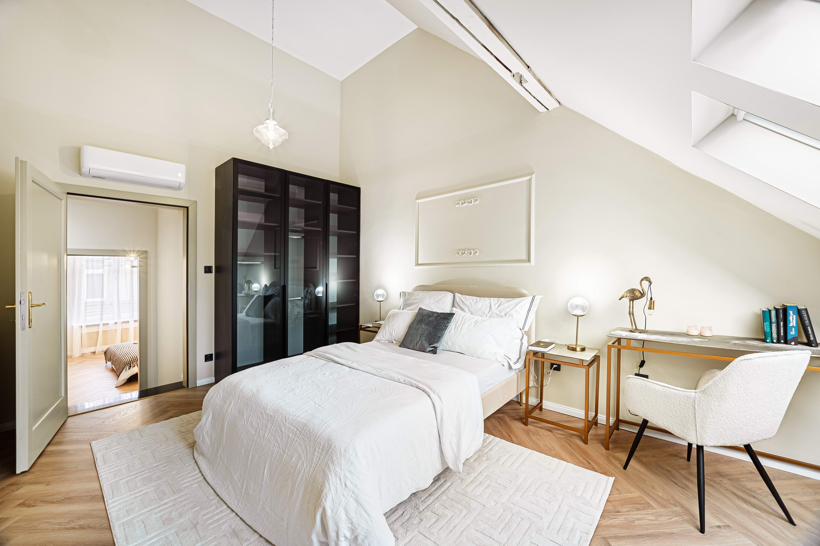  A Prestigious Residence at Szervita Square — Refined Urban Living in the Heart o - 物件實景