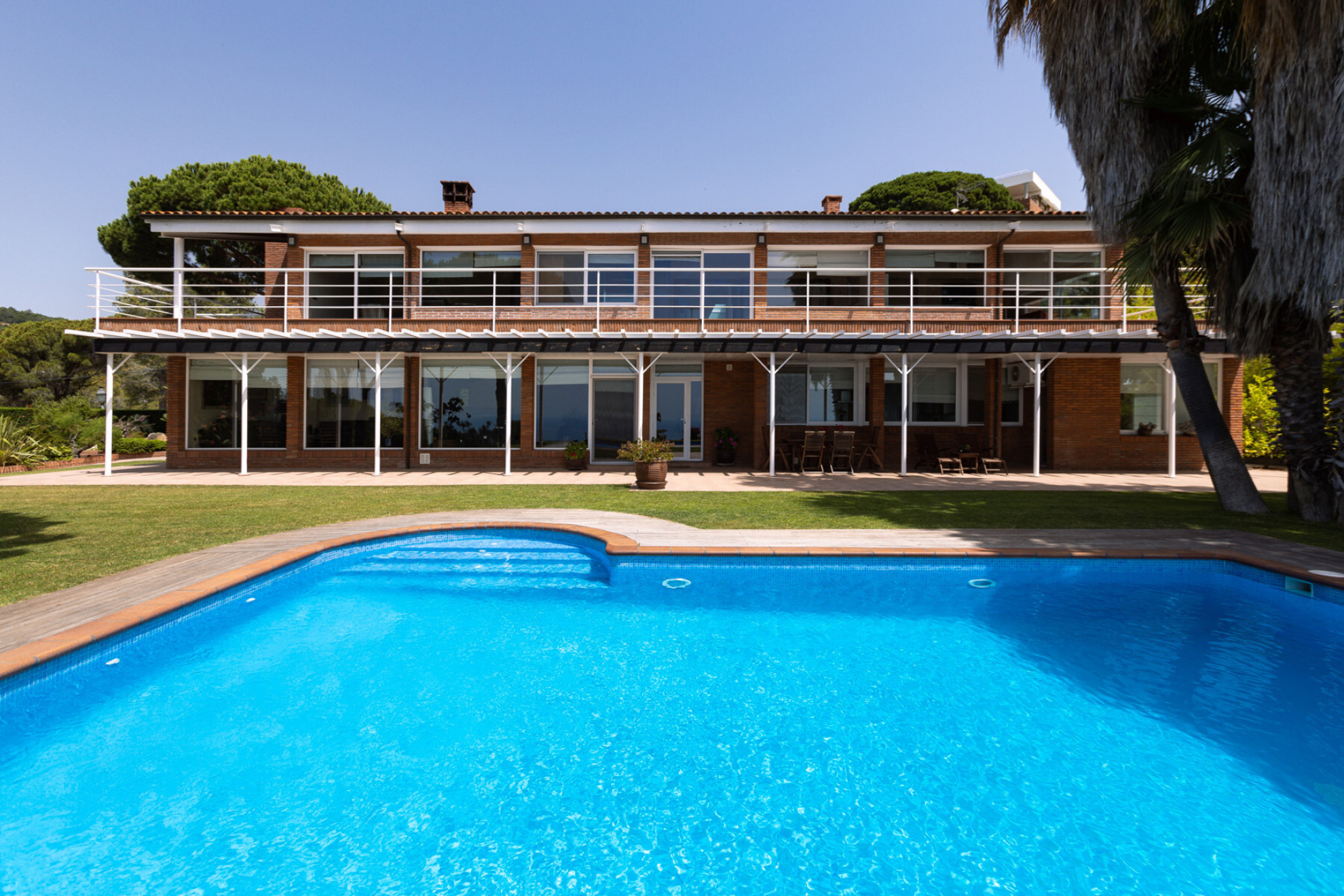  Villa with pool in an unbeatable location - 物件實景