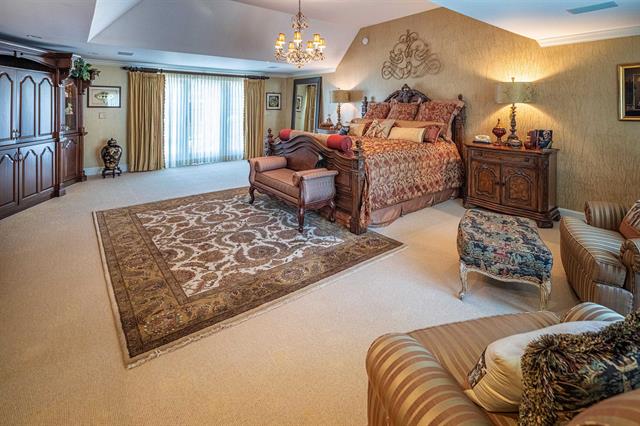 Dover, New Hampshire, 03820, United States, 3 Bedrooms Bedrooms, ,4 BathroomsBathrooms,Residential,For Sale,1926257