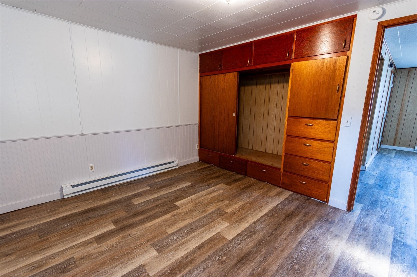 Tonasket, Washington, 98855, United States, ,Residential,For Sale,2001700