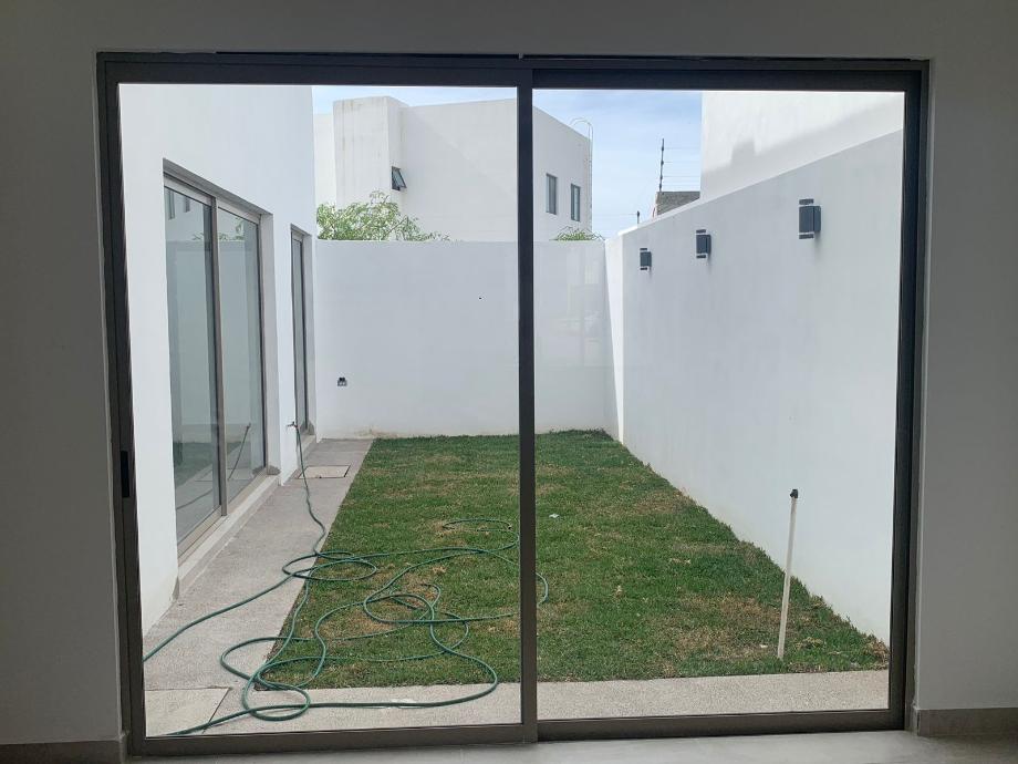 LOMAS, Torreón, Coahuila de Zaragoza, 27023, Mexico, 4 Bedrooms Bedrooms, ,4 BathroomsBathrooms,Residential,For Sale,LOMAS,1627789