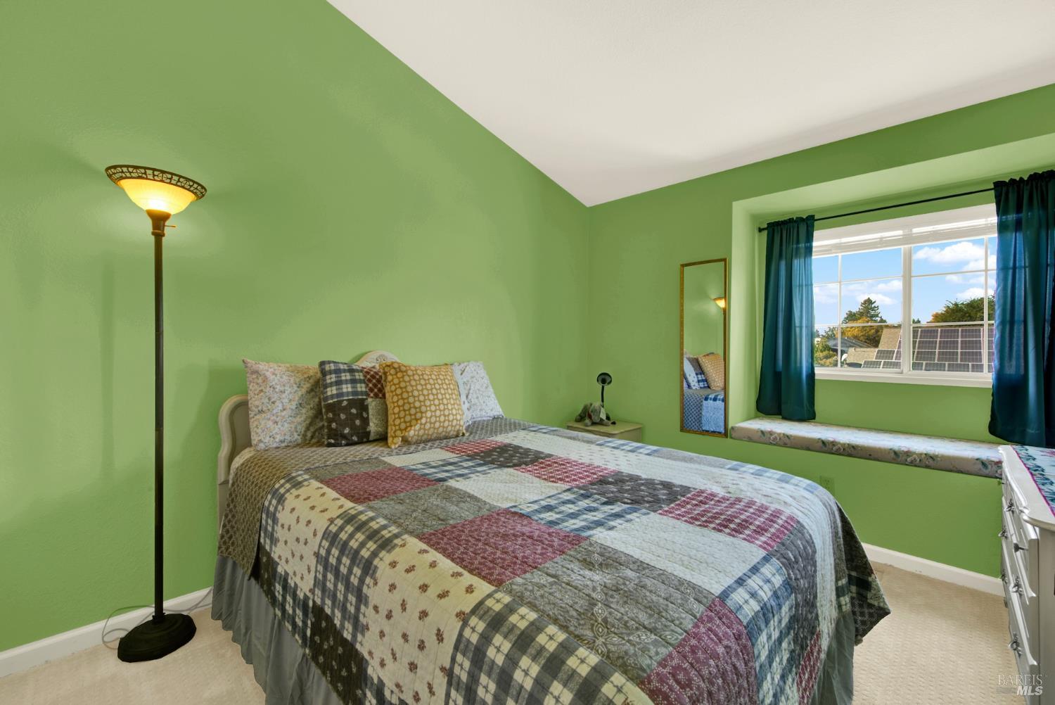 Dixon, California, 95620, United States, 4 Bedrooms Bedrooms, ,3 BathroomsBathrooms,Residential,For Sale,1987907