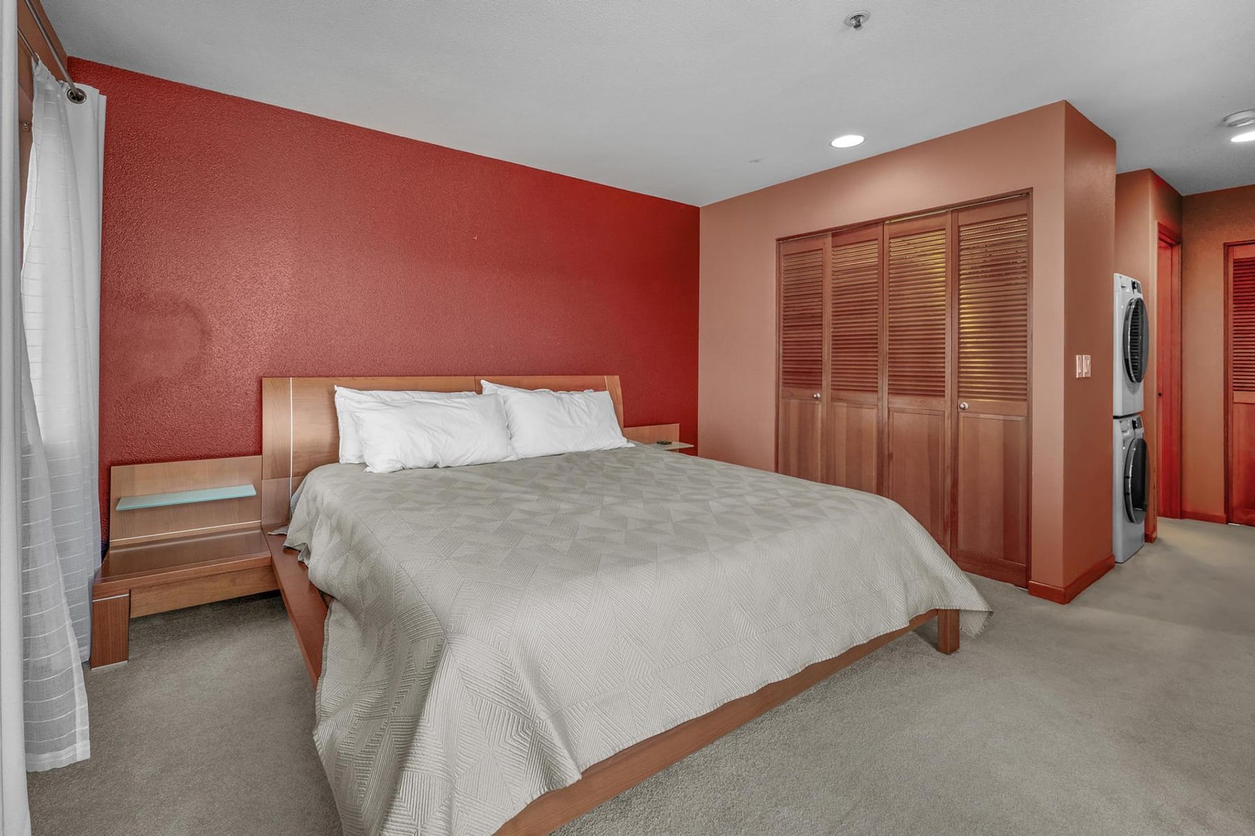  920 NW NAITO PKWY #J25 Portland, OR 97209 - 物件實景