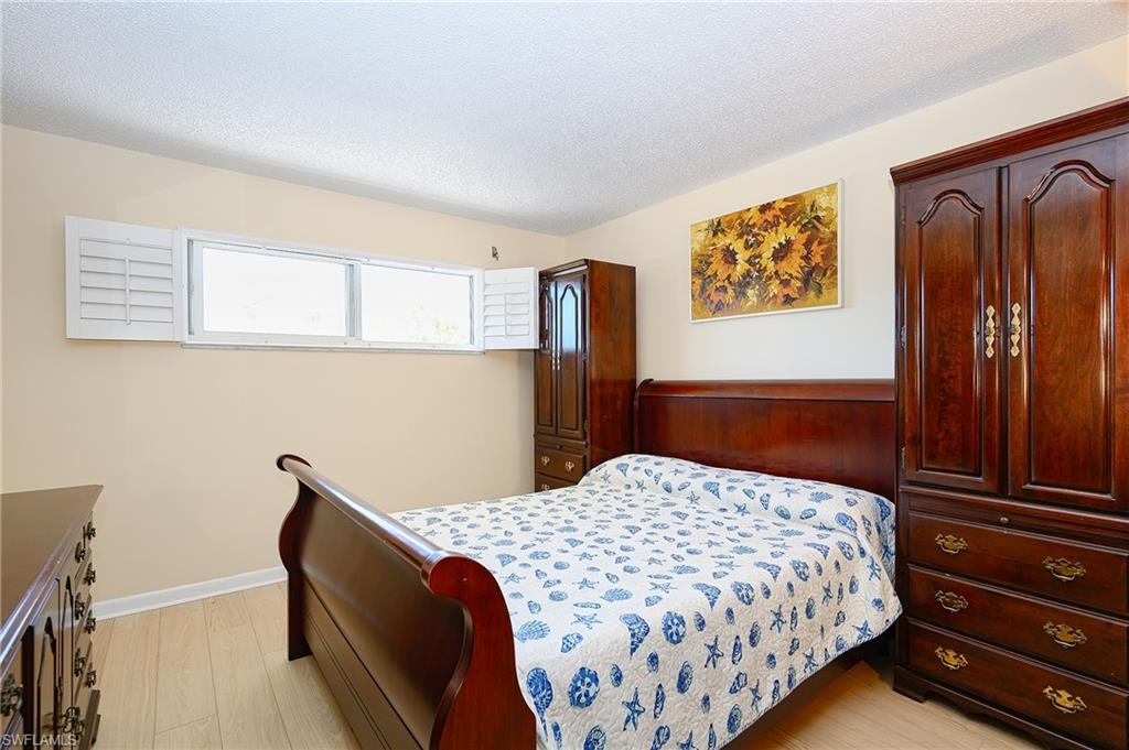 Naples, Florida, 34102, United States, 2 Bedrooms Bedrooms, ,2 BathroomsBathrooms,Residential,For Sale,1867341