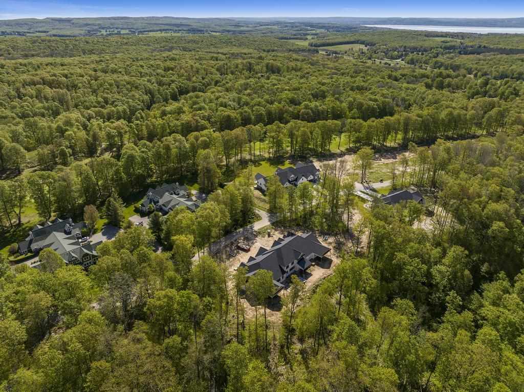 Harbor Springs, Michigan, 49740, United States, 3 Bedrooms Bedrooms, ,2 BathroomsBathrooms,Residential,For Sale,1818428