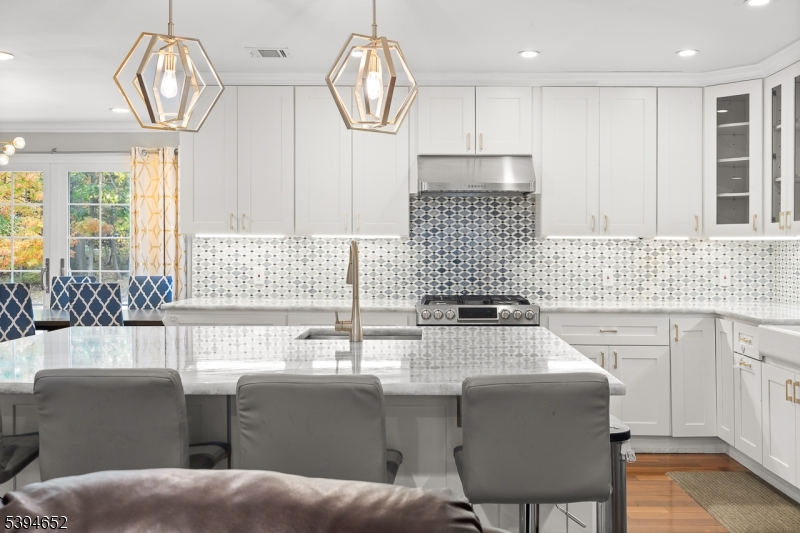 Warren Twp., New Jersey, 07059, United States, 4 Bedrooms Bedrooms, ,4 BathroomsBathrooms,Residential,For Sale,1988367