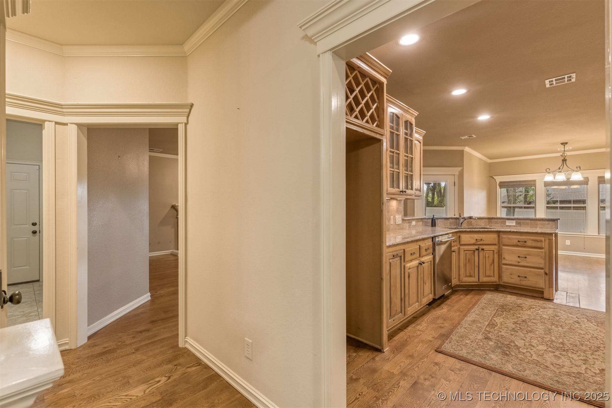 Broken Arrow, Oklahoma, 74014, United States, 4 Bedrooms Bedrooms, ,4 BathroomsBathrooms,Residential,For Sale,1921405