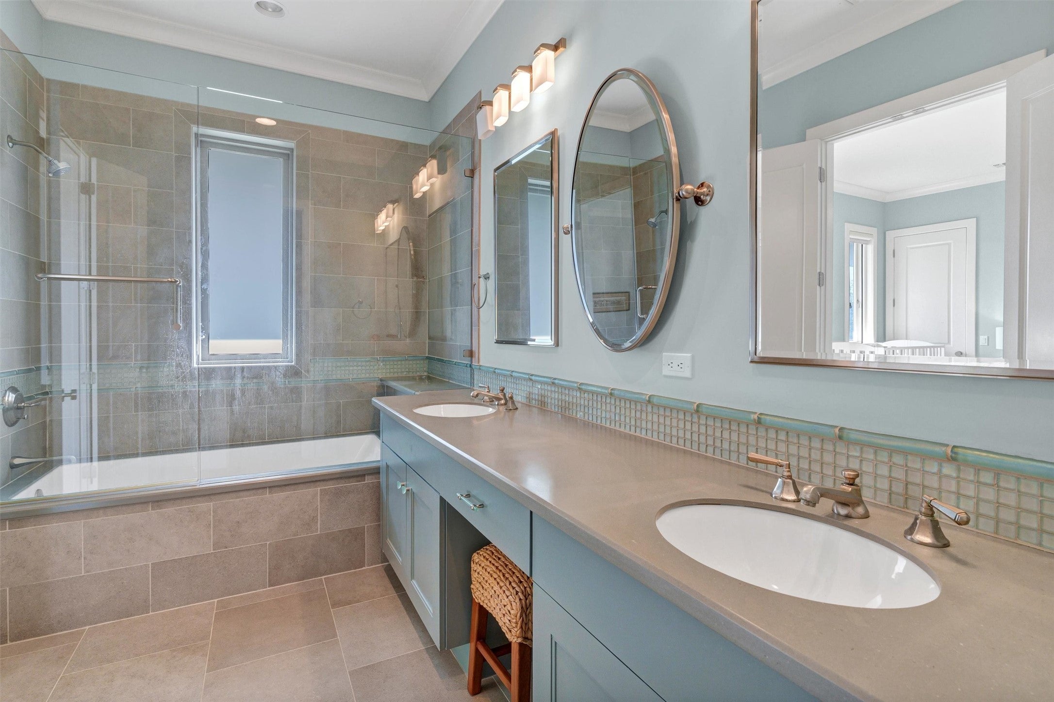 Possum Kingdom Lake, Texas, 76429, United States, 5 Bedrooms Bedrooms, ,6 BathroomsBathrooms,Residential,For Sale,1982514