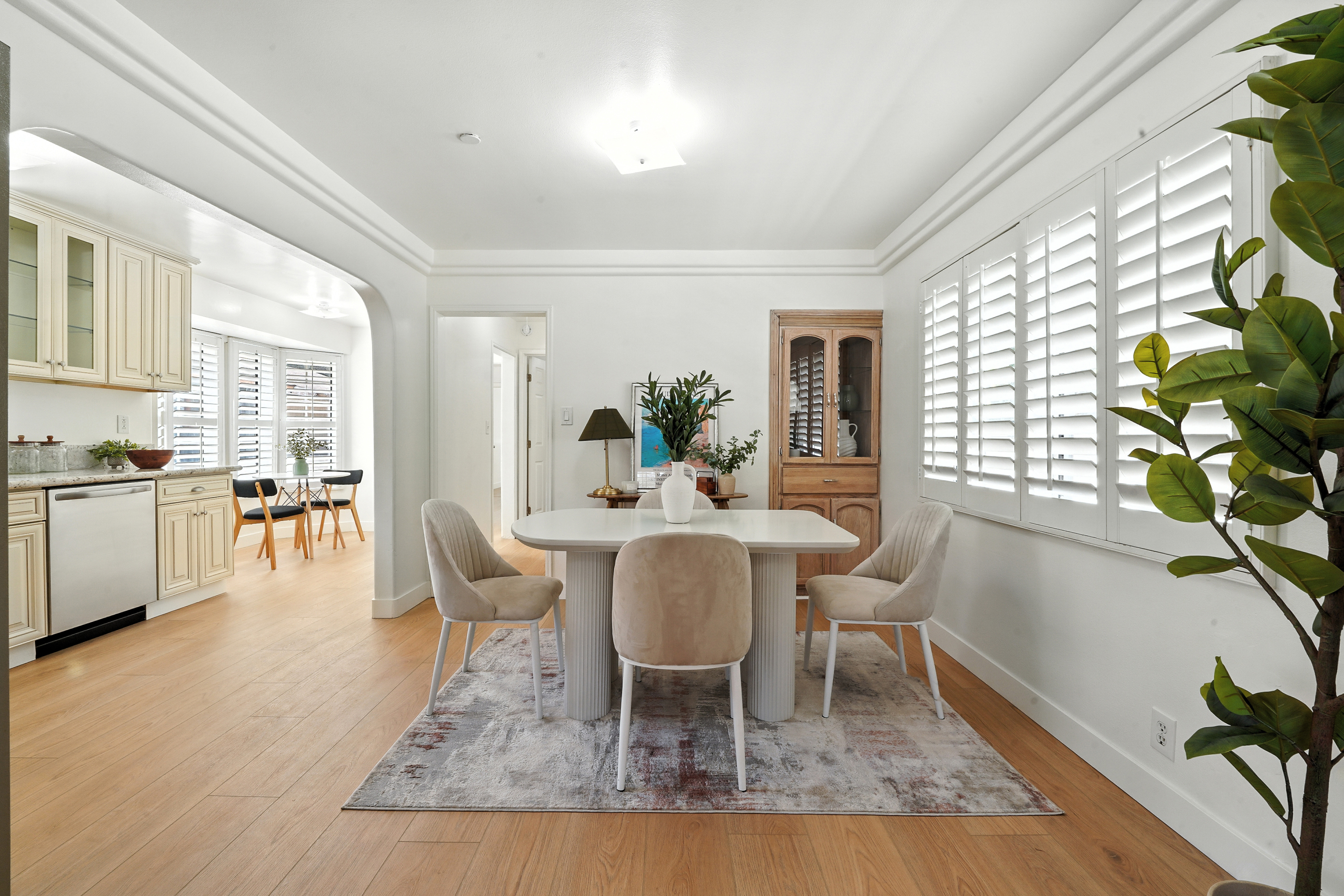 Los Angeles, California, 90042, United States, 3 Bedrooms Bedrooms, ,3 BathroomsBathrooms,Residential,For Sale,1909729