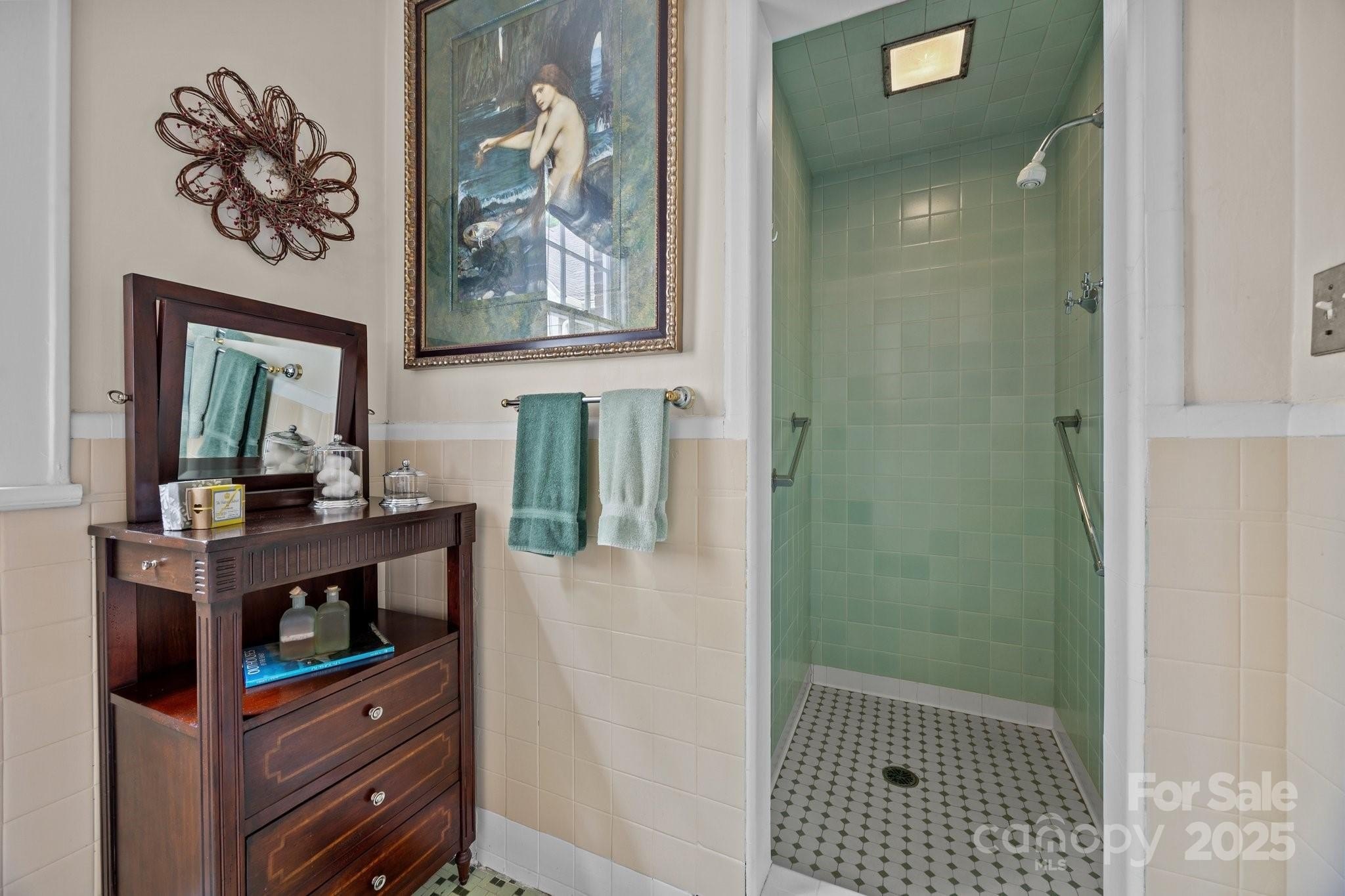 Salisbury, North Carolina, 28144, United States, 5 Bedrooms Bedrooms, ,5 BathroomsBathrooms,Residential,For Sale,1887291
