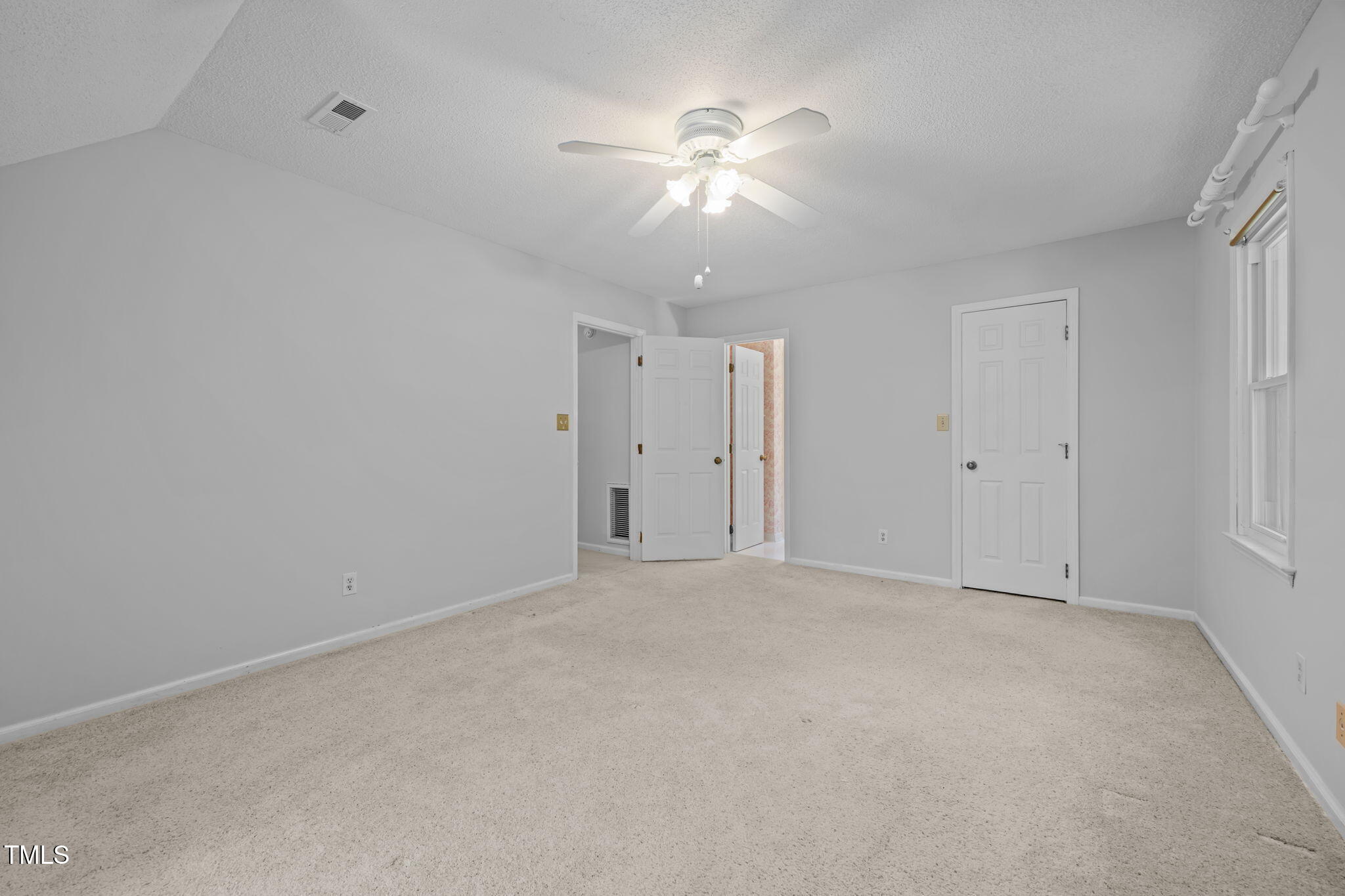 Raleigh, North Carolina, 27615, United States, 4 Bedrooms Bedrooms, ,3 BathroomsBathrooms,Residential,For Sale,1907534