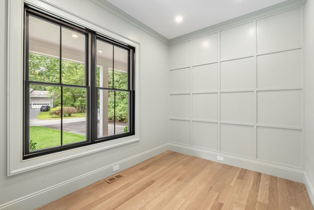 Westwood, Massachusetts, 02090, United States, 5 Bedrooms Bedrooms, ,5 BathroomsBathrooms,Residential,For Sale,1911878
