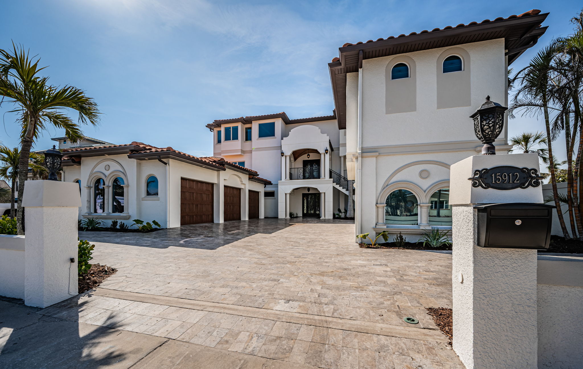 Redington Beach, Florida, 33708, United States, 5 Bedrooms Bedrooms, ,10 BathroomsBathrooms,Residential,For Sale,1697870