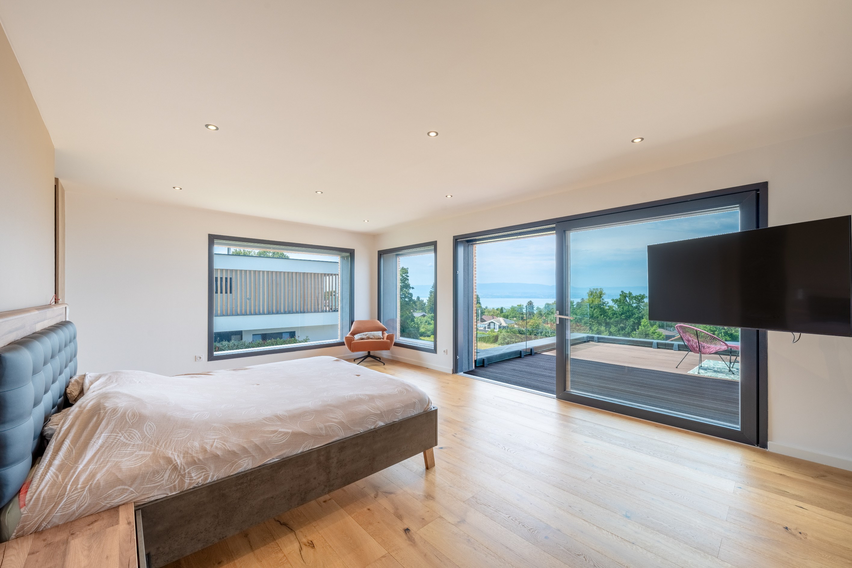  Contemporary Villa for Sale in Neuvecelle with Lake Views - 物件實景