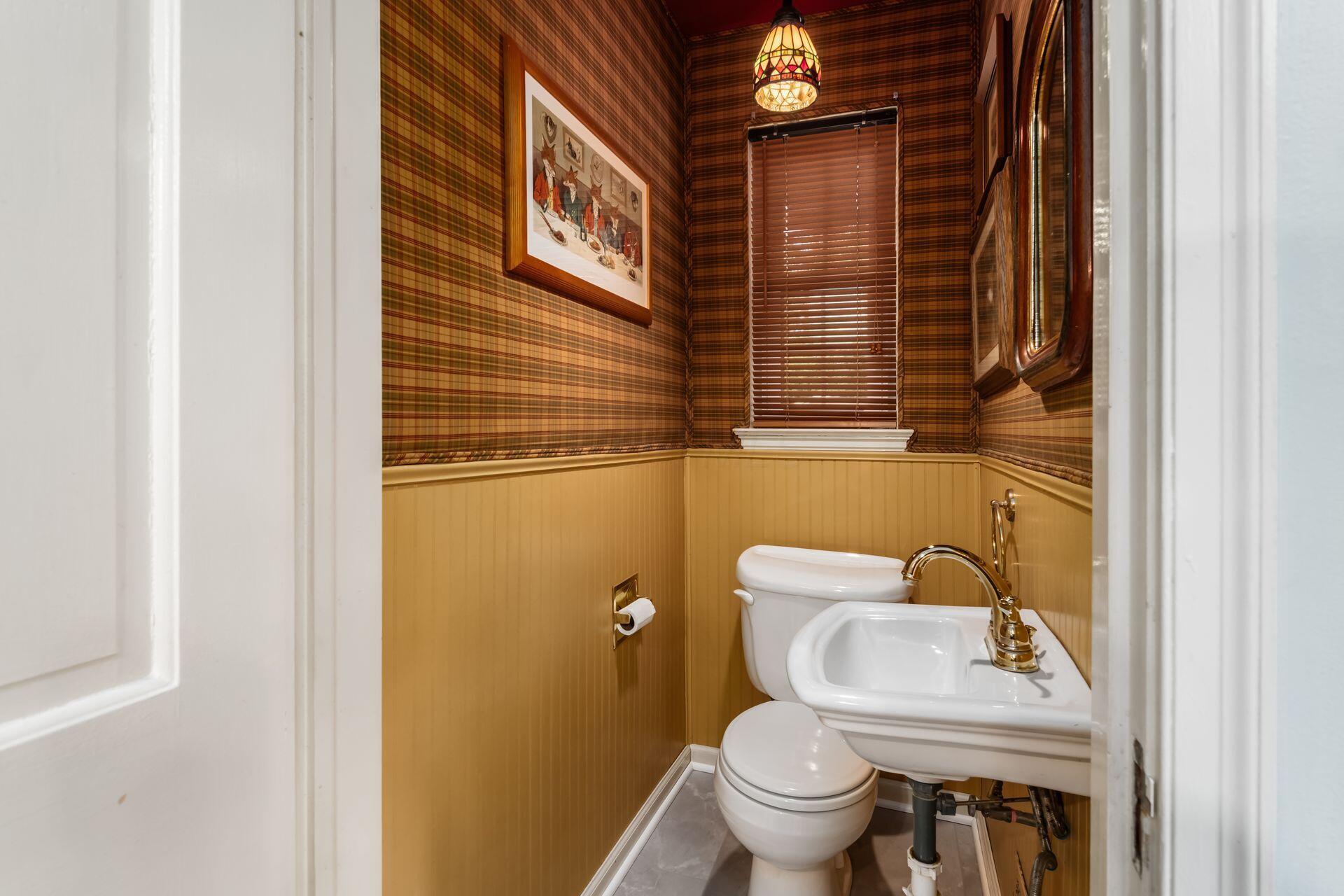 Bexley, Ohio, 43209, United States, 3 Bedrooms Bedrooms, ,2 BathroomsBathrooms,Residential,For Sale,1927021