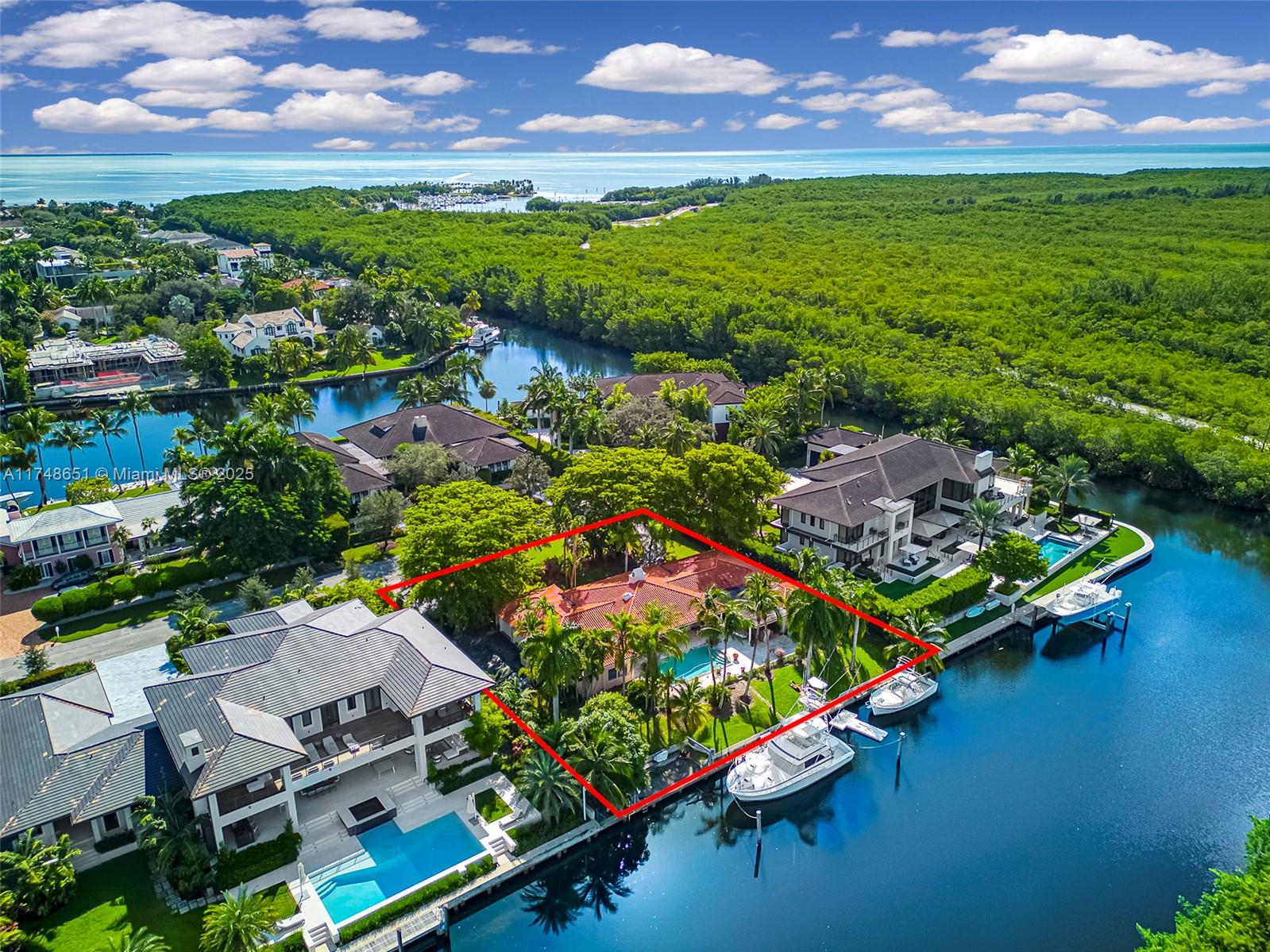 Coral Gables, Florida, 33156, United States, 5 Bedrooms Bedrooms, ,4 BathroomsBathrooms,Residential,For Sale,1712227