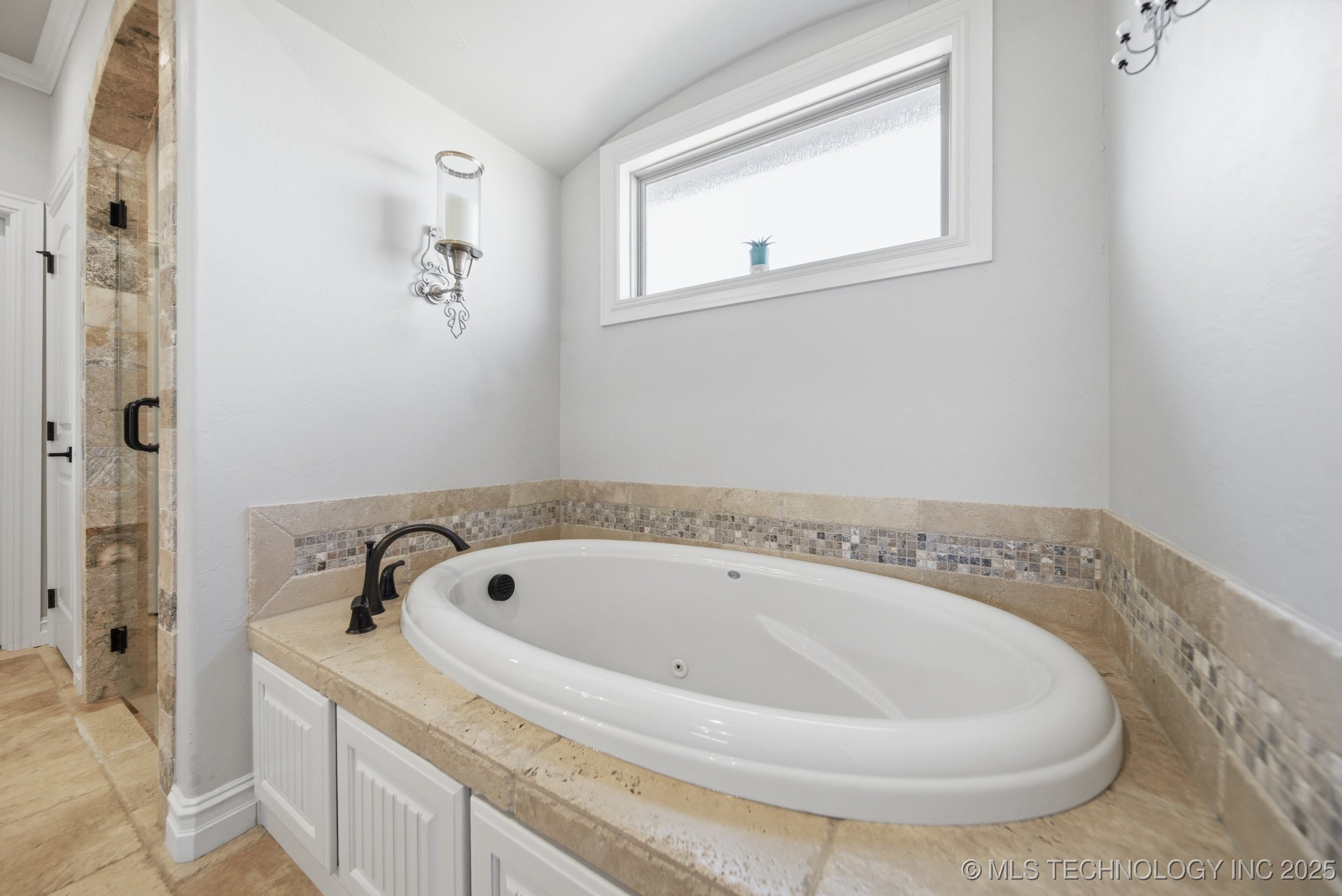 Broken Arrow, Oklahoma, 74014, United States, 4 Bedrooms Bedrooms, ,3 BathroomsBathrooms,Residential,For Sale,1992864