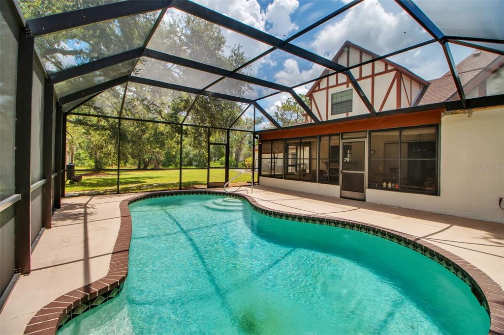 Sarasota, Florida, 34241, United States, 3 Bedrooms Bedrooms, ,3 BathroomsBathrooms,Residential,For Sale,2003137