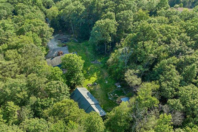 Deerfield, New Hampshire, 03037, United States, 4 Bedrooms Bedrooms, ,1 BathroomBathrooms,Residential,For Sale,1902997