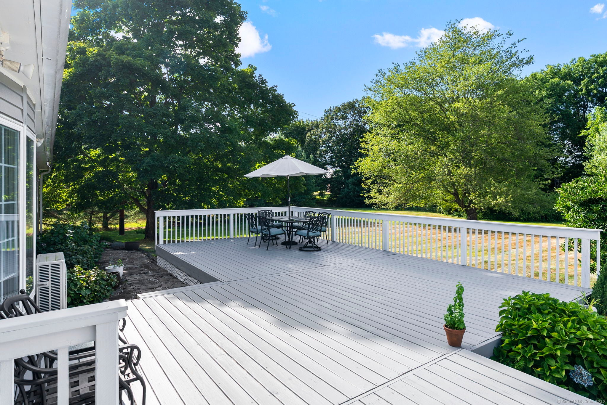 Rocky Hill, Connecticut, 06067, United States, 3 Bedrooms Bedrooms, ,3 BathroomsBathrooms,Residential,For Sale,1944890
