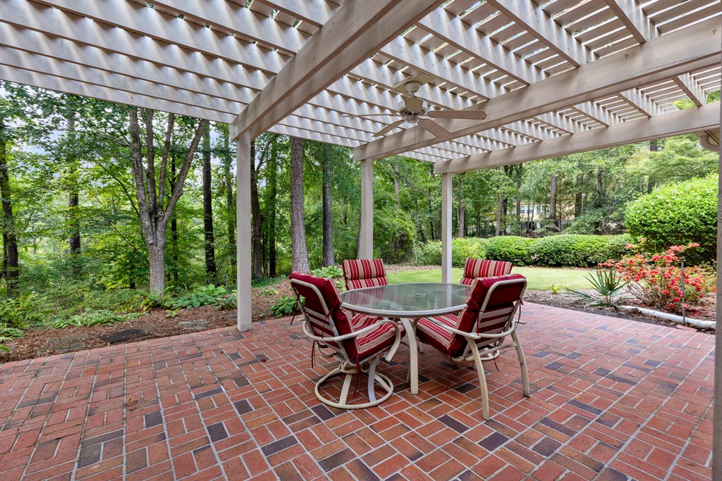 Columbus, Georgia, 31904, United States, 4 Bedrooms Bedrooms, ,4 BathroomsBathrooms,Residential,For Sale,1940420