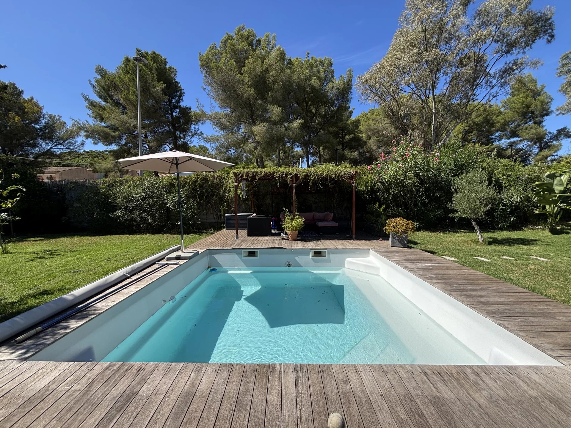 Bormes-les-Mimosas, Provence-Alpes-Côte d’Azur, 83230, FR, 5 Bedrooms Bedrooms, ,Residential,For Sale,1942305