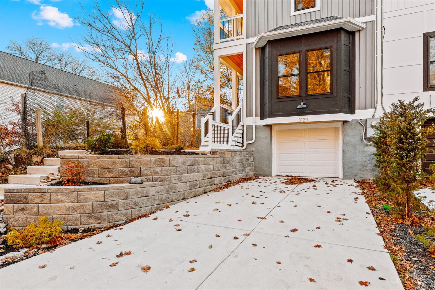 Cincinnati, Ohio, 45207, United States, 3 Bedrooms Bedrooms, ,3 BathroomsBathrooms,Residential,For Sale,1993082