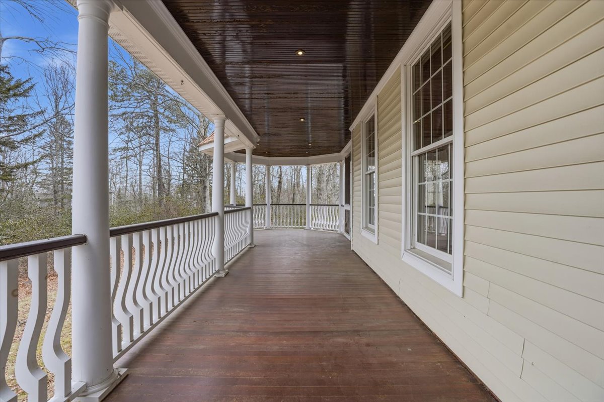 Milford, Pennsylvania, 18337, United States, 4 Bedrooms Bedrooms, ,3 BathroomsBathrooms,Residential,For Sale,2013781