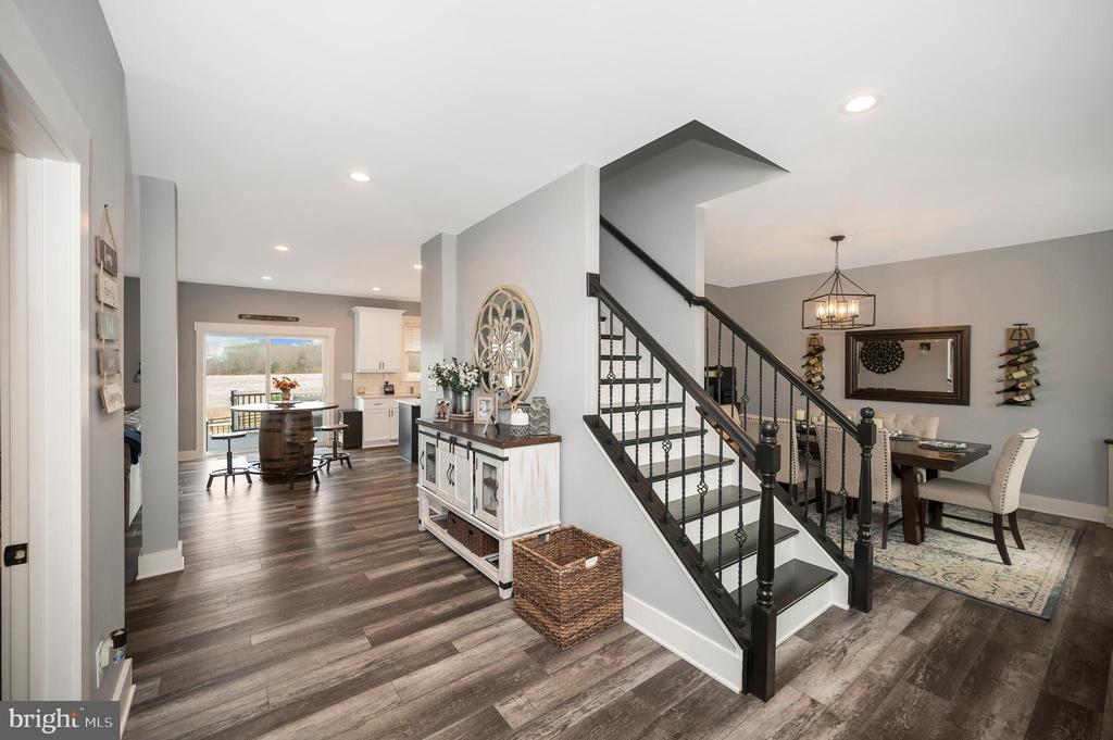 Bealeton, Virginia, 22712, United States, 4 Bedrooms Bedrooms, ,3 BathroomsBathrooms,Residential,For Sale,2002871