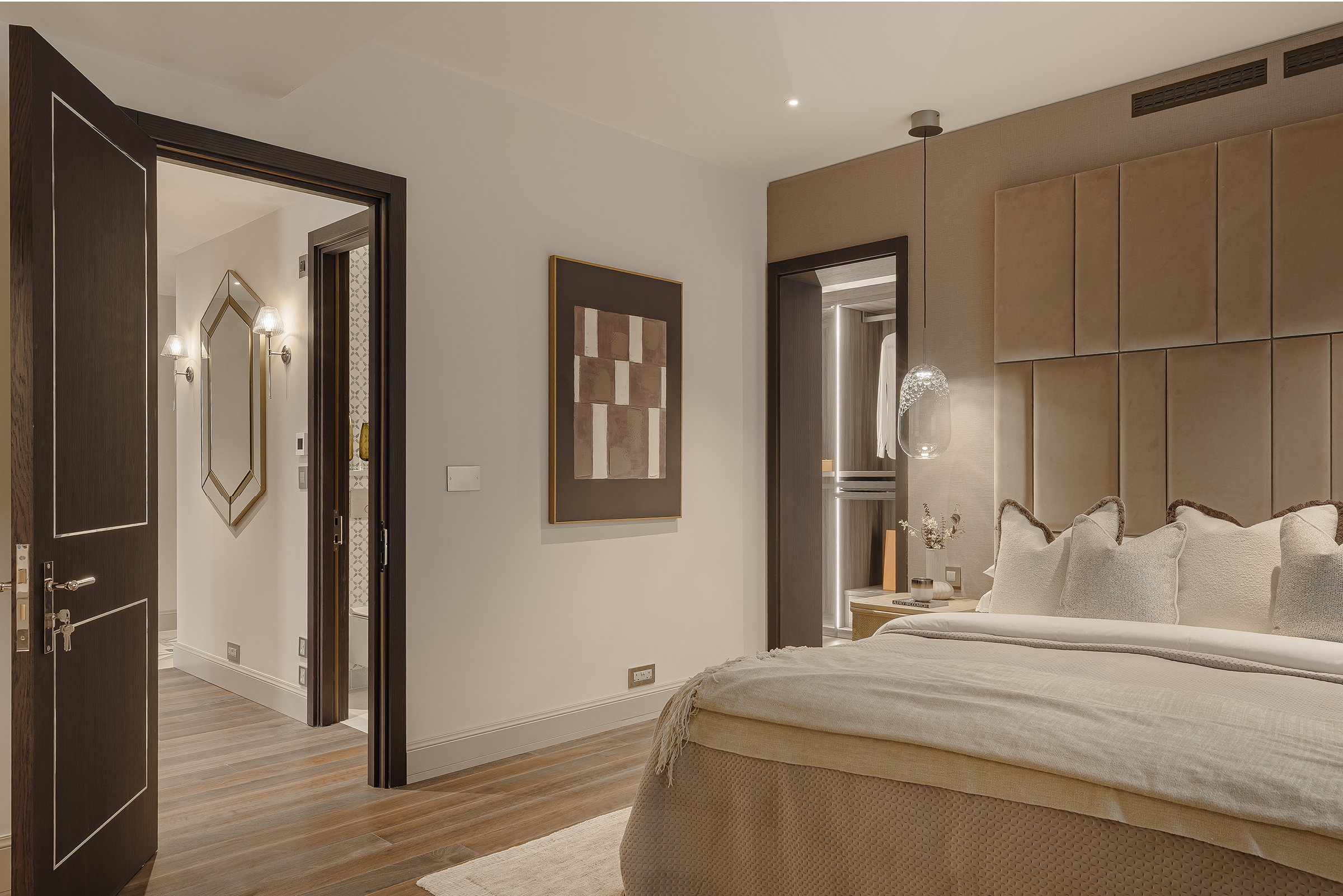  Turnkey Three-Bedroom Apartment in Mayfair - 物件實景