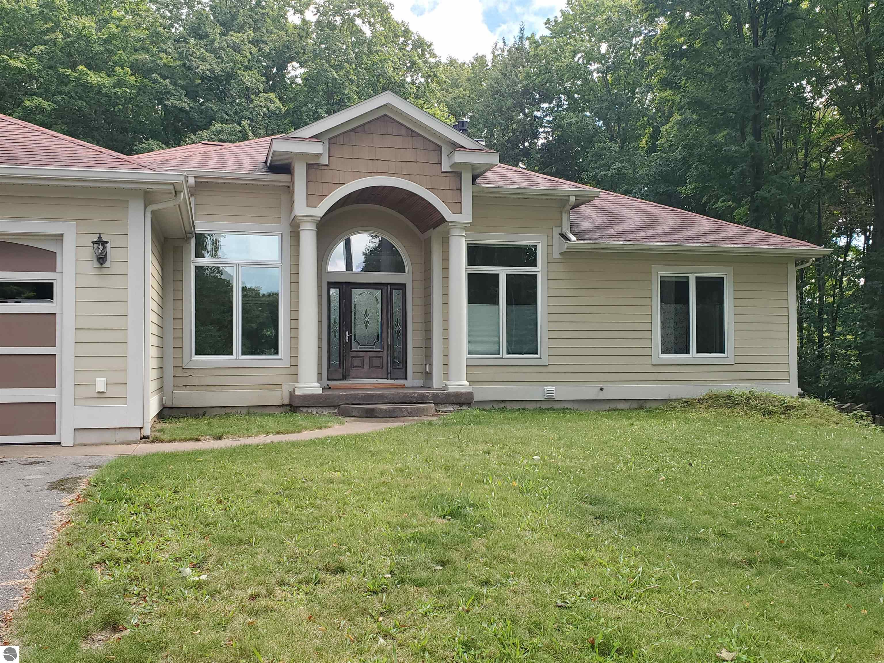 Traverse City, Michigan, 49685, United States, 3 Bedrooms Bedrooms, ,3 BathroomsBathrooms,Residential,For Sale,1940396