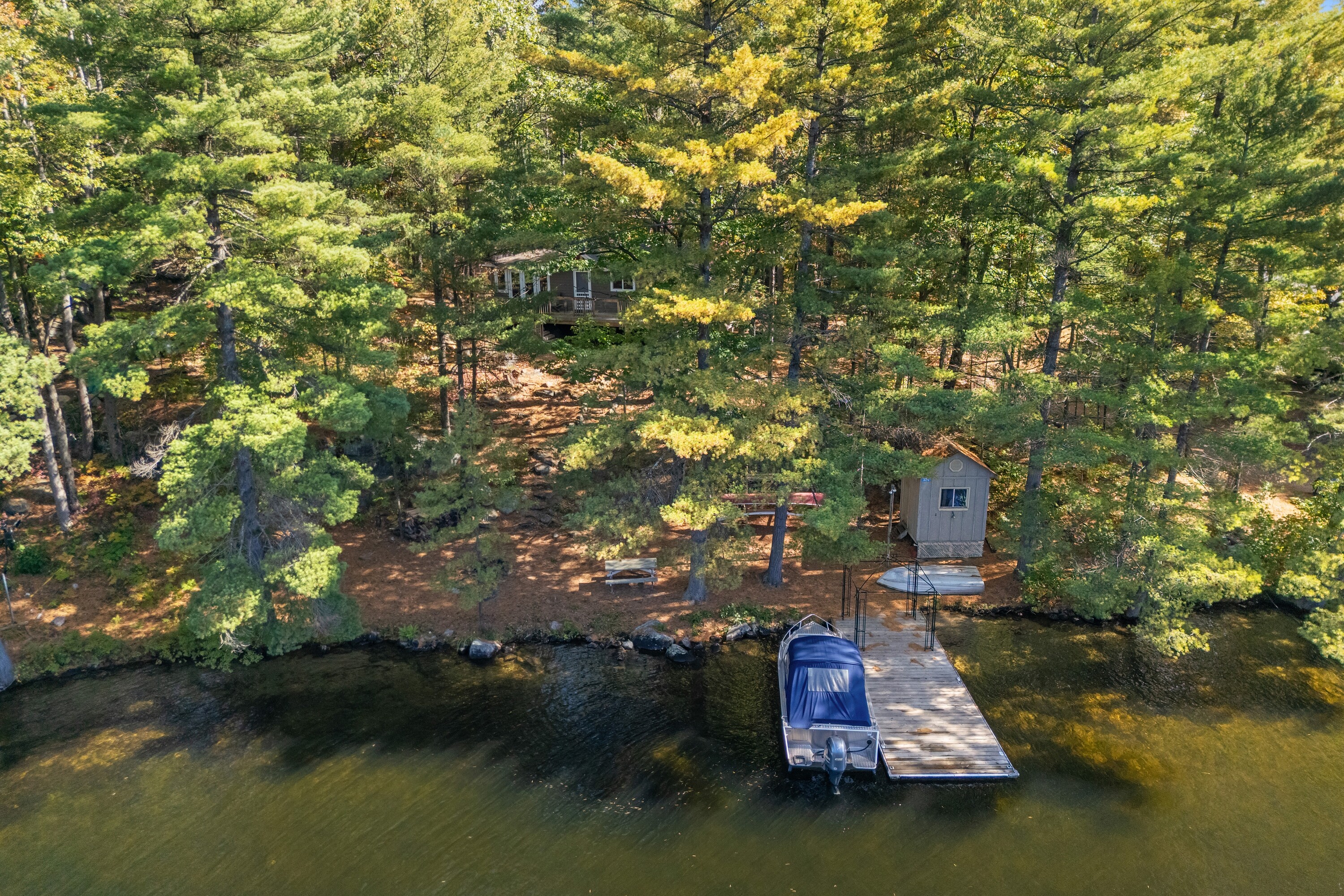  Go Home Lake Family Cottage - 物件實景