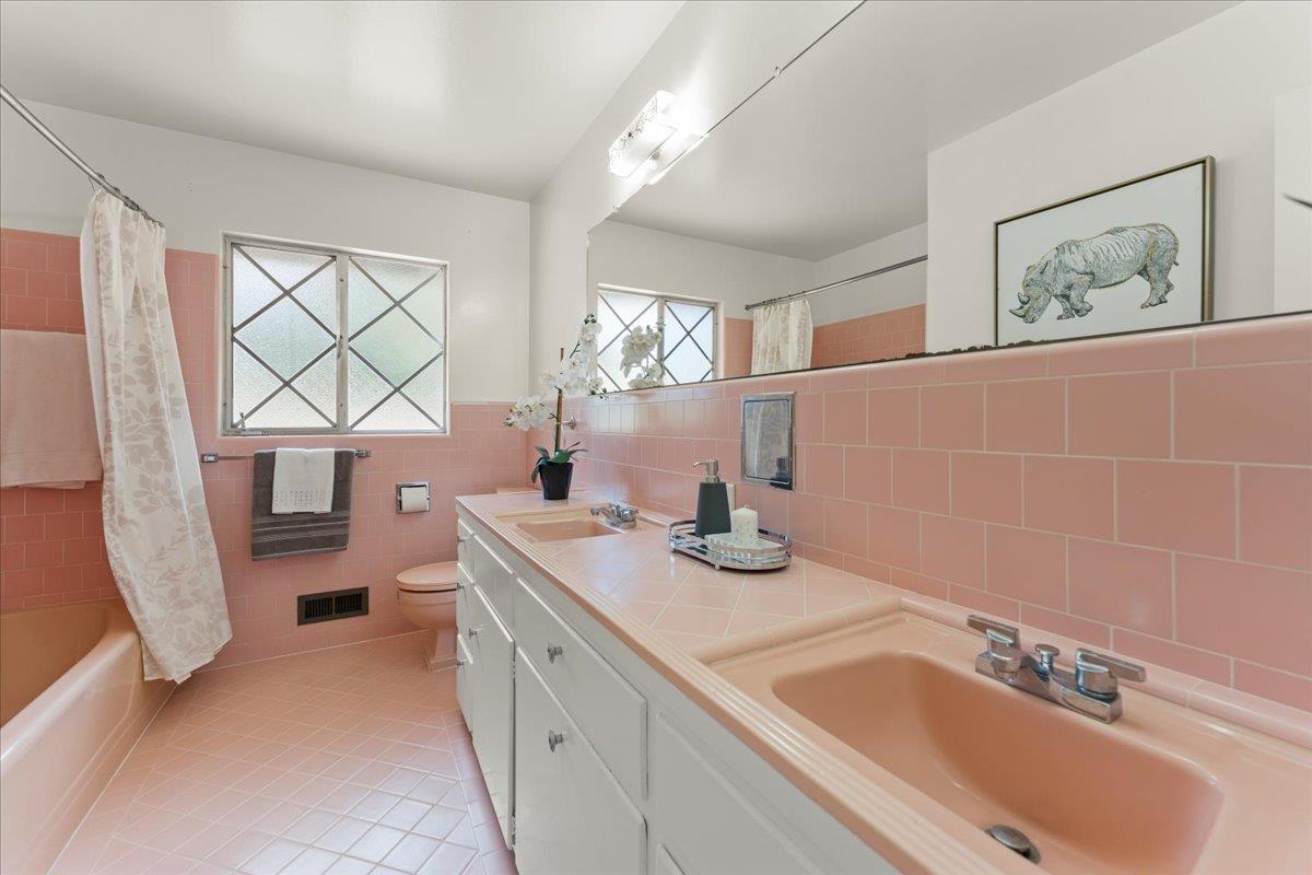 Los Gatos, California, 95030, United States, 4 Bedrooms Bedrooms, ,3 BathroomsBathrooms,Residential,For Sale,1941667