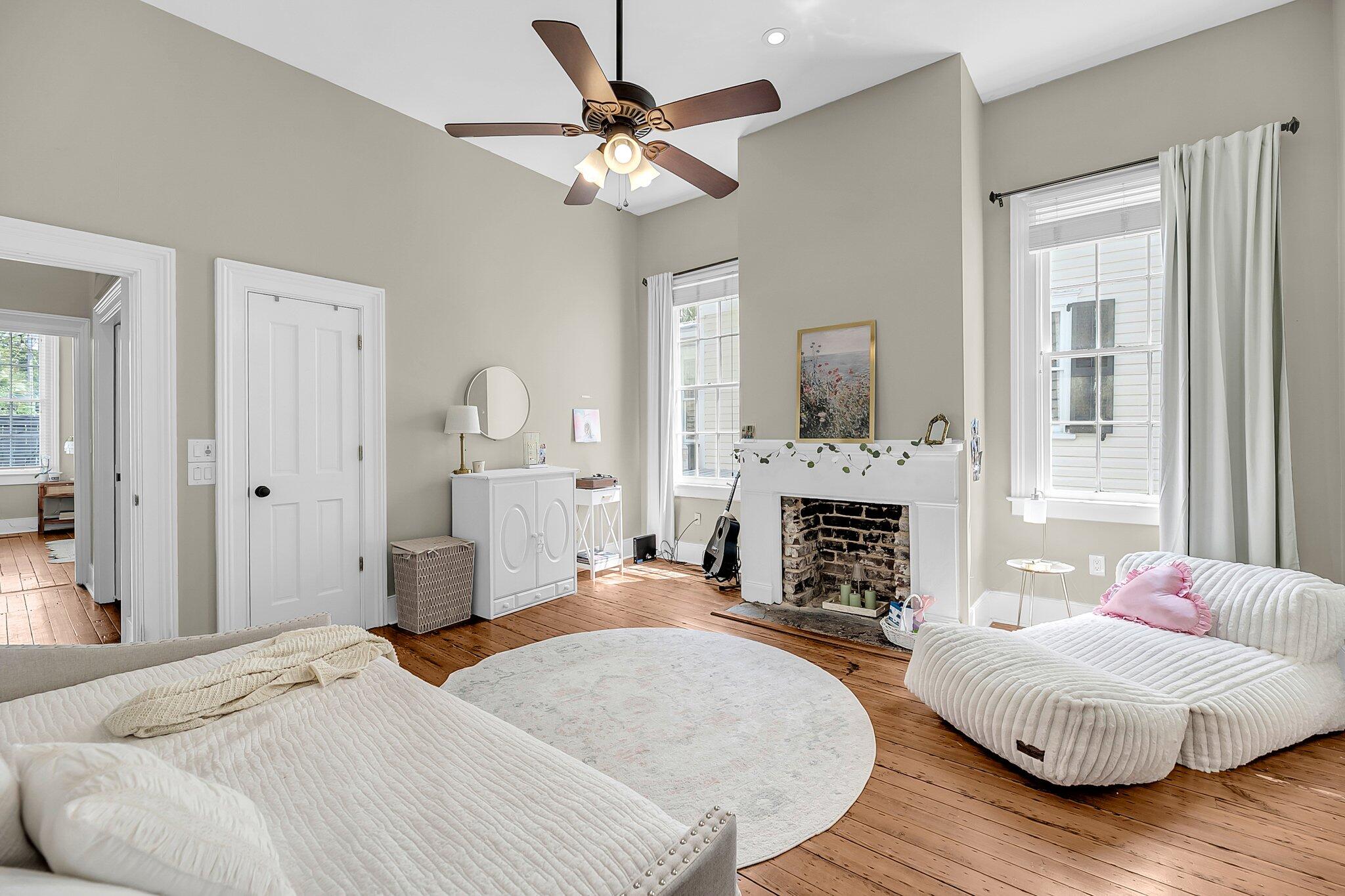Charleston, South Carolina, 29403, United States, 3 Bedrooms Bedrooms, ,3 BathroomsBathrooms,Residential,For Sale,1875123