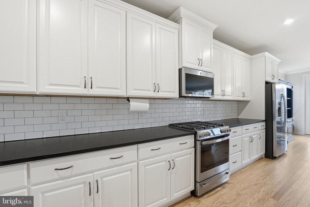 Chantilly, Virginia, 20151, United States, 3 Bedrooms Bedrooms, ,3 BathroomsBathrooms,Residential,For Sale,2048554