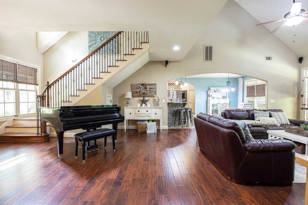 Upatoi, Georgia, 31829-1763, United States, 4 Bedrooms Bedrooms, ,4 BathroomsBathrooms,Residential,For Sale,1847627