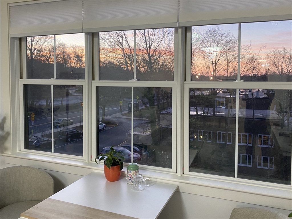 Braintree, Massachusetts, 02184, United States, 2 Bedrooms Bedrooms, ,2 BathroomsBathrooms,Residential,For Sale,2003419