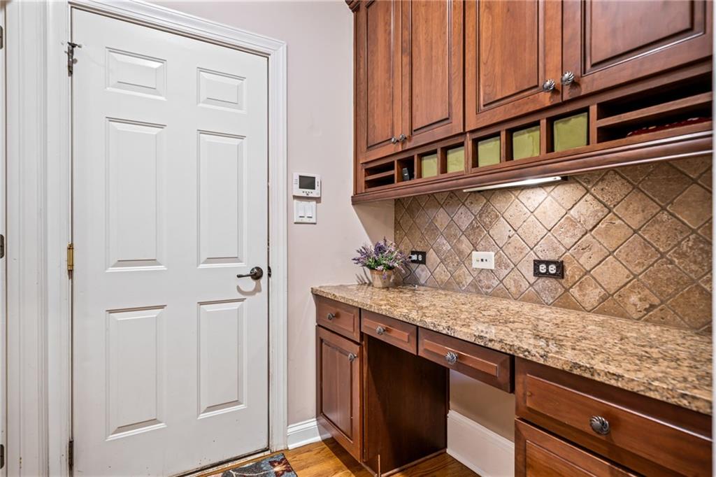 Cumming, Georgia, 30041, United States, 5 Bedrooms Bedrooms, ,4 BathroomsBathrooms,Residential,For Sale,1791728
